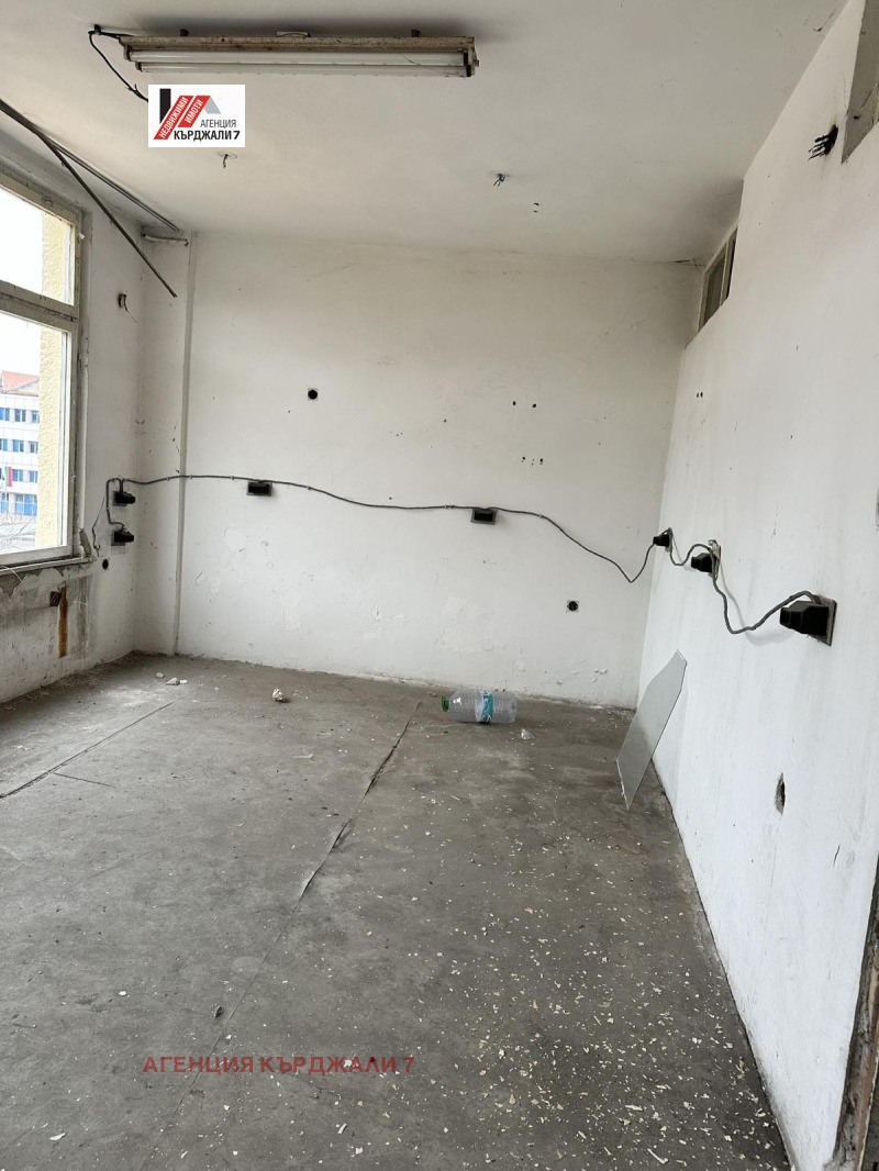 Eladó  3+ hálószoba régió Kardzhali , Dzsebel , 174 négyzetméter | 99007186 - kép [5]
