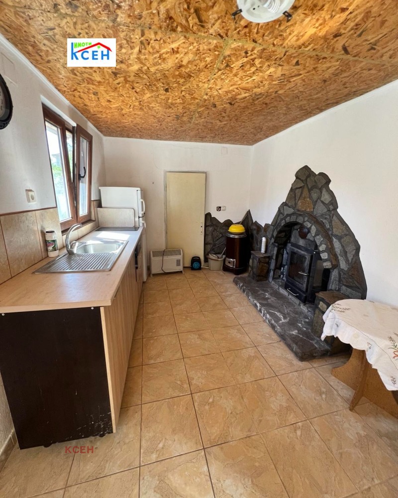 Продава КЪЩА, с. Здравец, област Търговище, снимка 2 - Къщи - 53175424