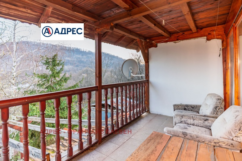 Продава КЪЩА, с. Горно трапе, област Ловеч, снимка 17 - Къщи - 53415827