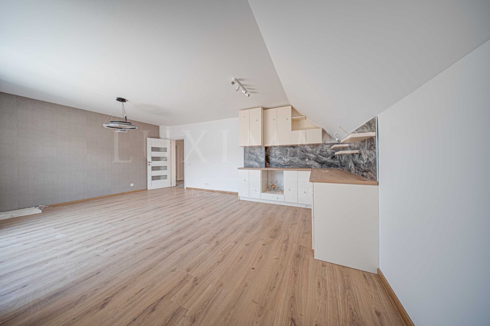 Продава 3-СТАЕН, гр. София, Малинова долина, снимка 5 - Апартаменти - 54847426