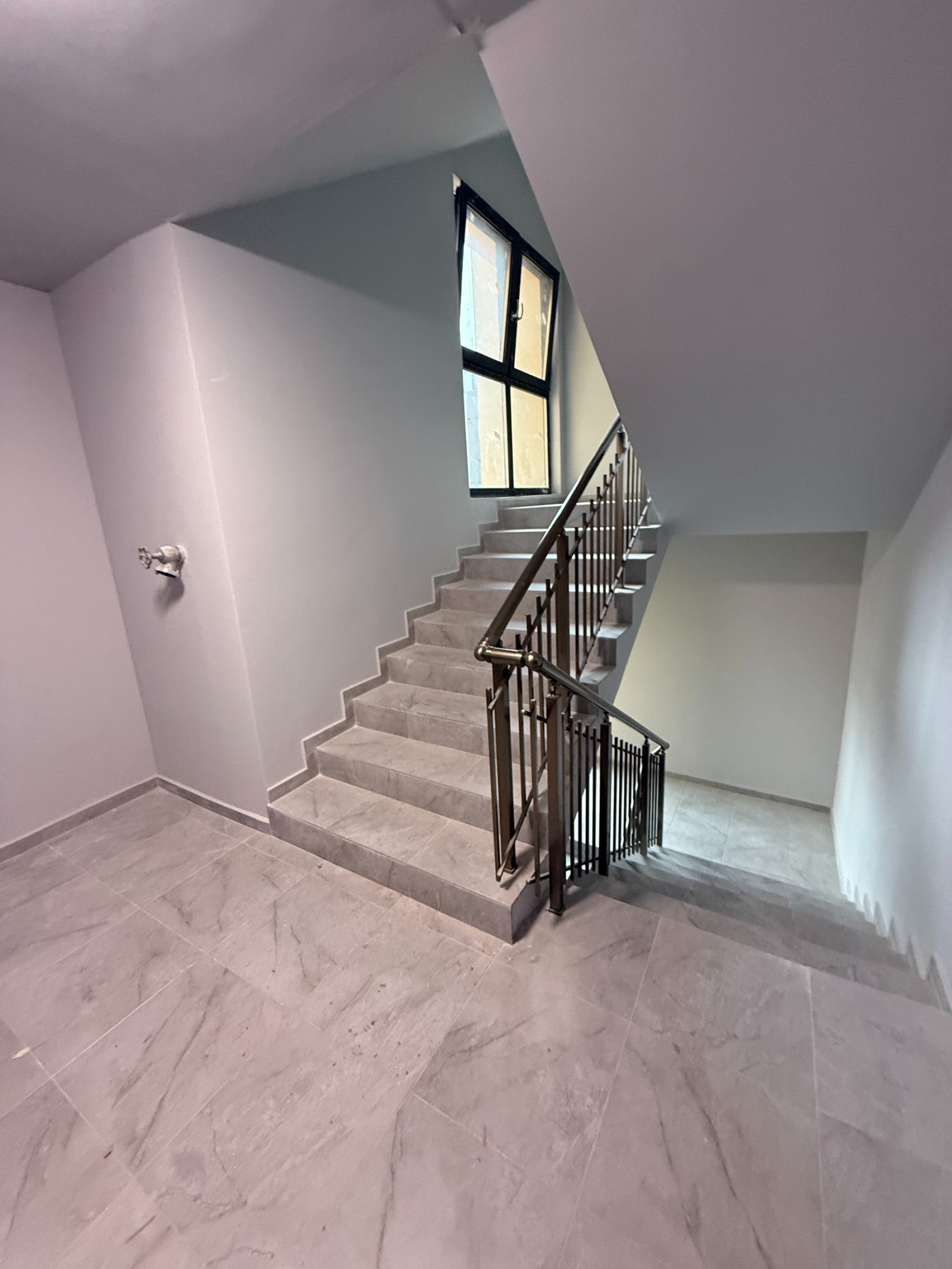 Продава МНОГОСТАЕН, гр. София, Витоша, снимка 7 - Апартаменти - 54418928
