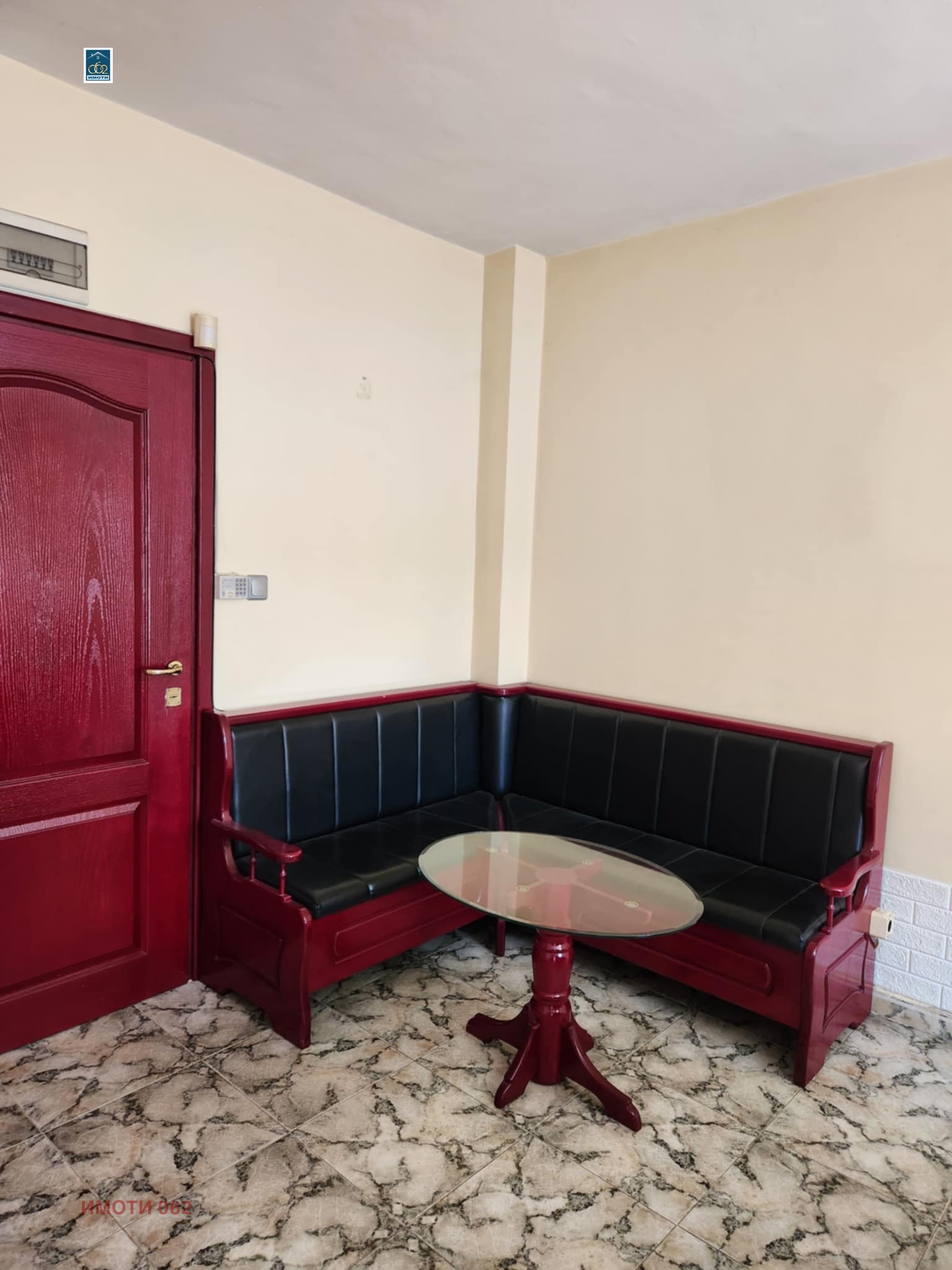 Продава ОФИС, гр. Велико Търново, Център, снимка 2 - Офиси - 51486916