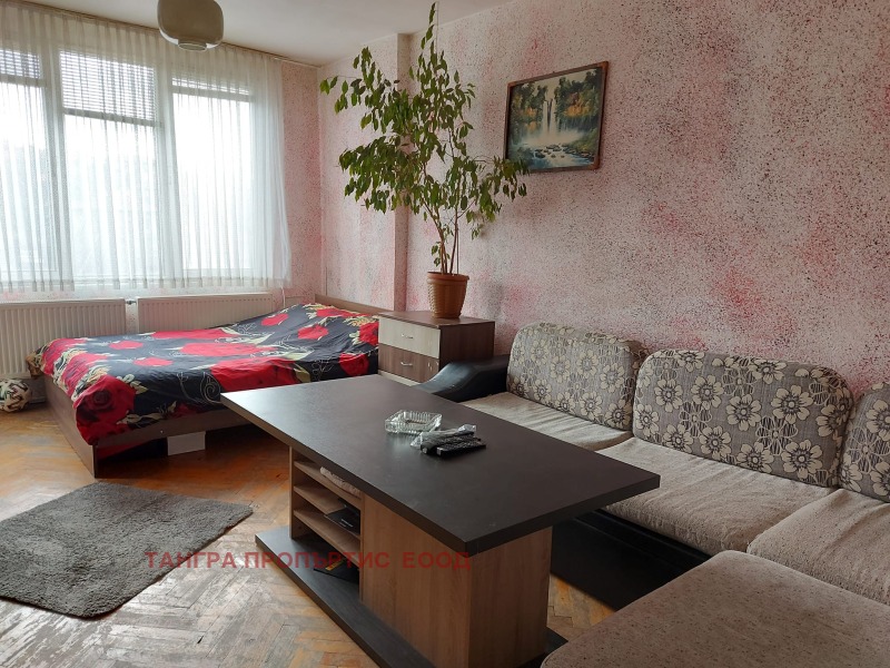Продава 2-СТАЕН в област Перник, гр. Радомир - 67 кв.м / 60 000 € » 117 349.80 лв., ТАНГРА ПРОПЪРТИС ЕООД
