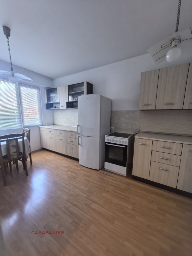 Продава 2-СТАЕН в област Стара Загора, гр. Казанлък - 84 кв.м / 79 000 € » 154 510.57 лв., САЛАБАШЕВ