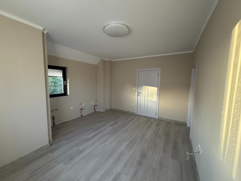 De vânzare  1 dormitor Târgoviște , Varoșa , 66 mp | 78821606 - imagine [5]