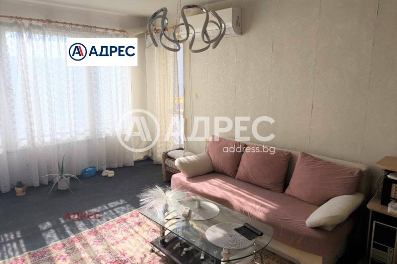 Продава 2-СТАЕН, гр. Разград, Стефан Караджа, снимка 1 - Aпартаменти - 48874191