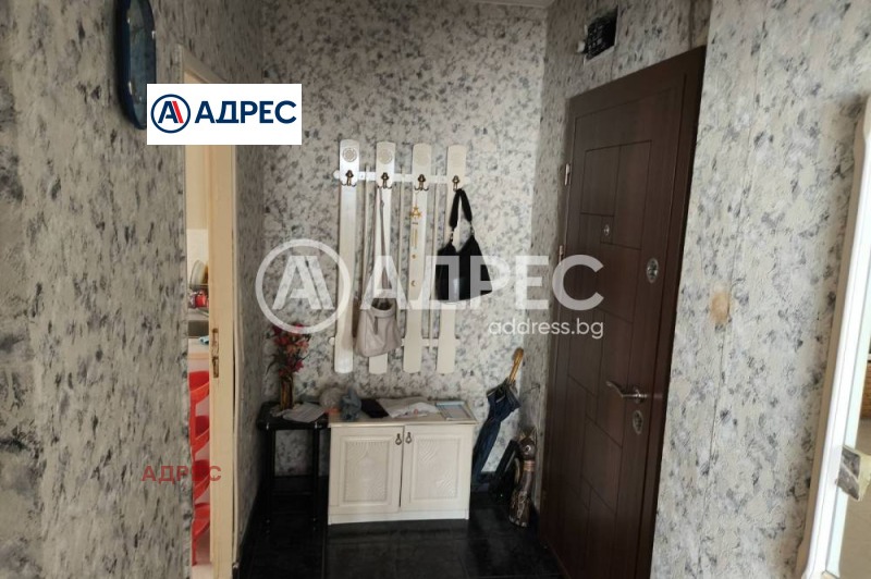 Продава 2-СТАЕН, гр. Разград, Стефан Караджа, снимка 3 - Aпартаменти - 48874191