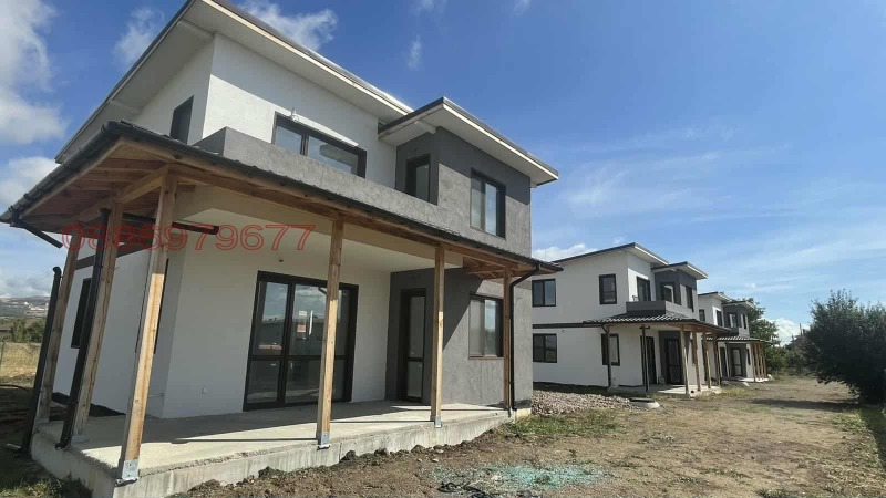 Продава  Къща област София , гр. Костинброд , 156 кв.м | 71937695