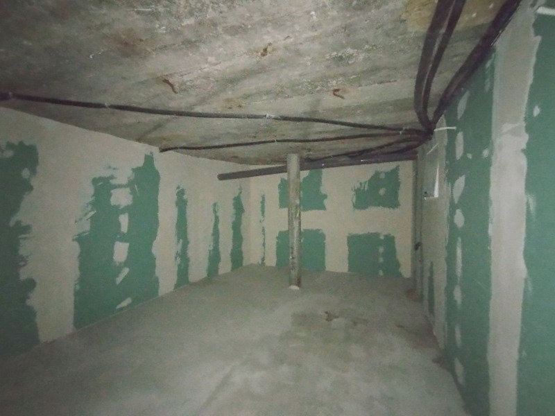 Продава  Къща град Русе , Център , 130 кв.м | 68861478 - изображение [12]