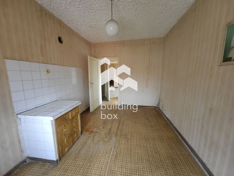 Продава КЪЩА, с. Първенец, област Пловдив, снимка 9 - Къщи - 52824255