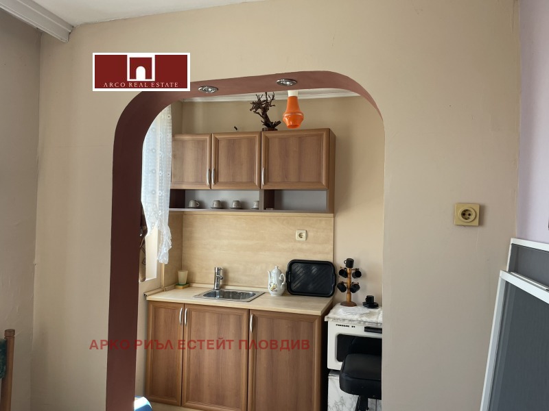 Продава КЪЩА, с. Сарая, област Пазарджик, снимка 12 - Къщи - 52872315