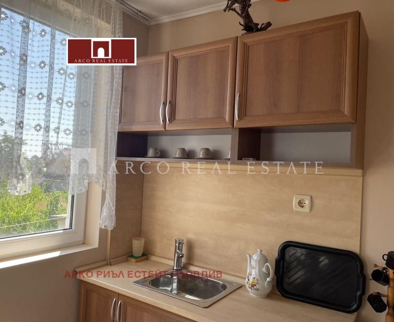 Продава КЪЩА, с. Сарая, област Пазарджик, снимка 11 - Къщи - 52872315