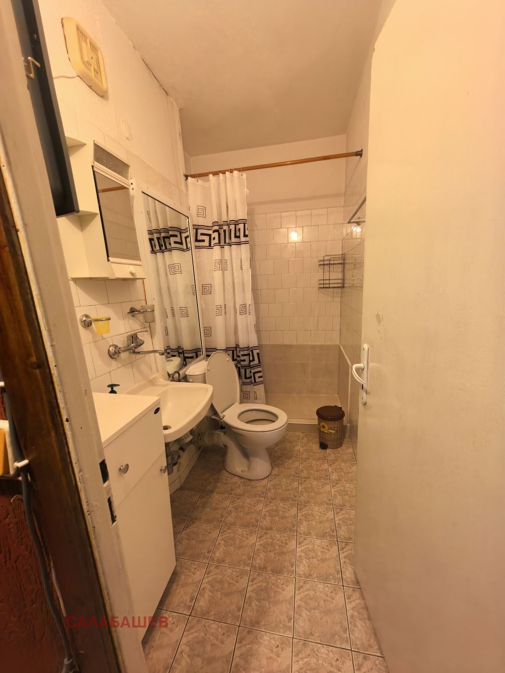 Продава 2-СТАЕН, гр. Казанлък, област Стара Загора, снимка 2 - Апартаменти - 53310020