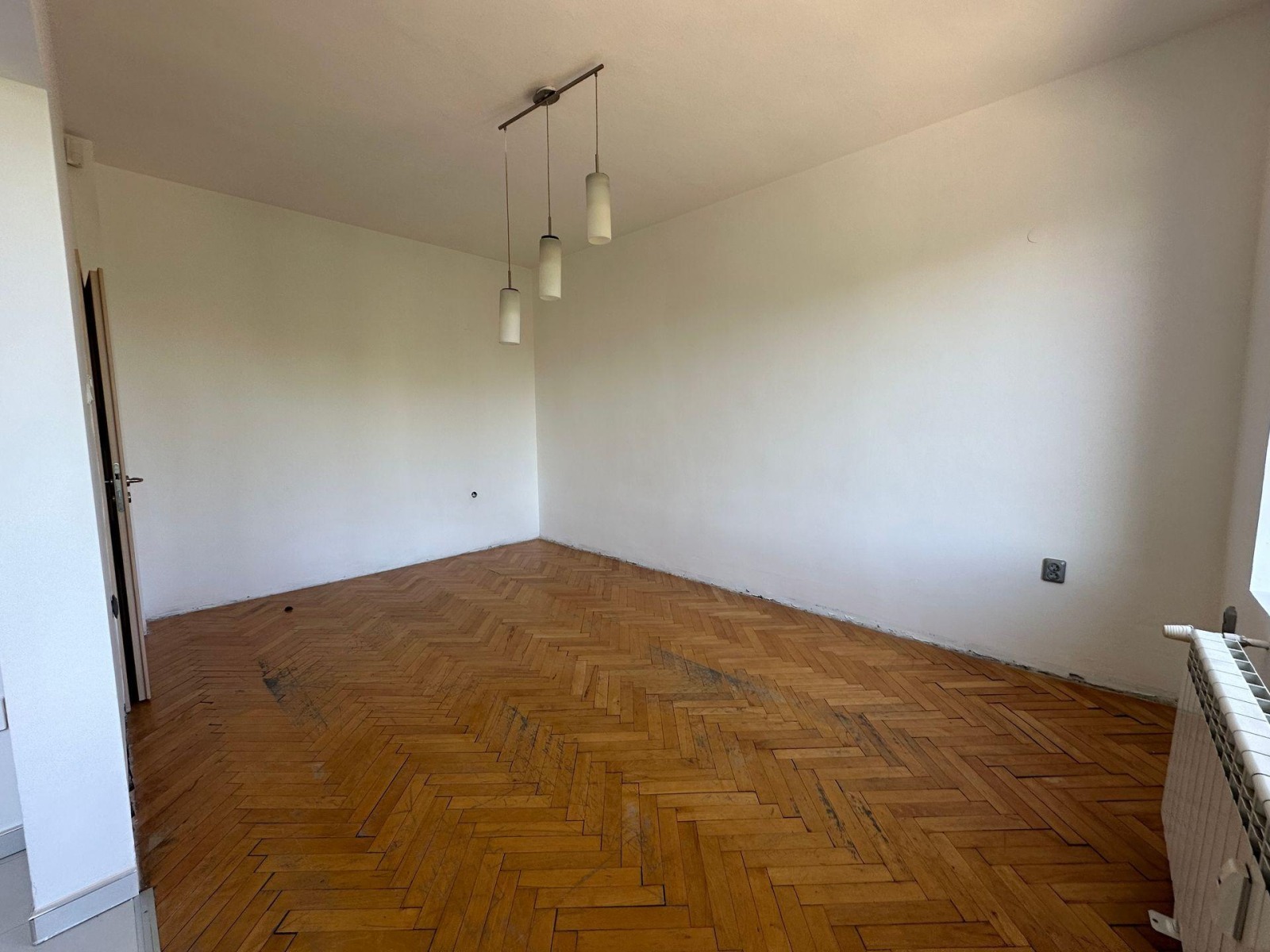 Продава 3-СТАЕН, гр. София, Докторски паметник, снимка 2 - Апартаменти - 54965494