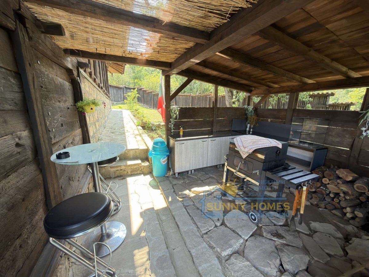 Продава КЪЩА, гр. Елена, област Велико Търново, снимка 17 - Къщи - 55737385