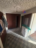 Продава ЕТАЖ ОТ КЪЩА, град Шумен, Дивдядово • 50000 € • 56836738 5