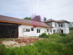 Продажба на имоти в с. Бъзън, област Русе - изображение 4 