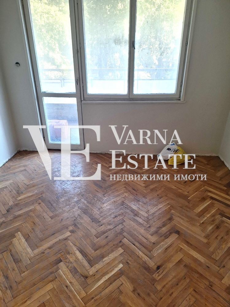 Till salu  1 sovrum Varna , Ljatno kino Trakija , 74 kvm | 50928500 - bild [3]