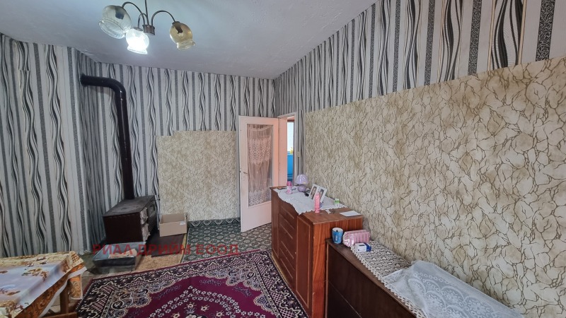 Продава 3-СТАЕН, гр. Рудозем, област Смолян, снимка 3 - Апартаменти - 52244083