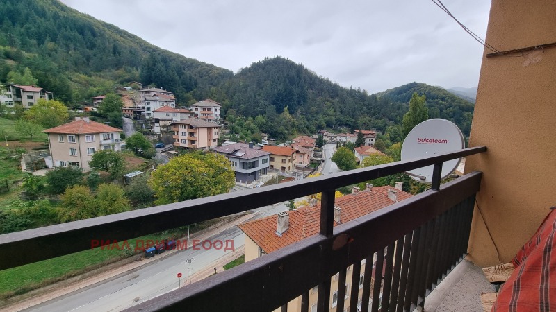 Продава 3-СТАЕН, гр. Рудозем, област Смолян, снимка 4 - Апартаменти - 52244083