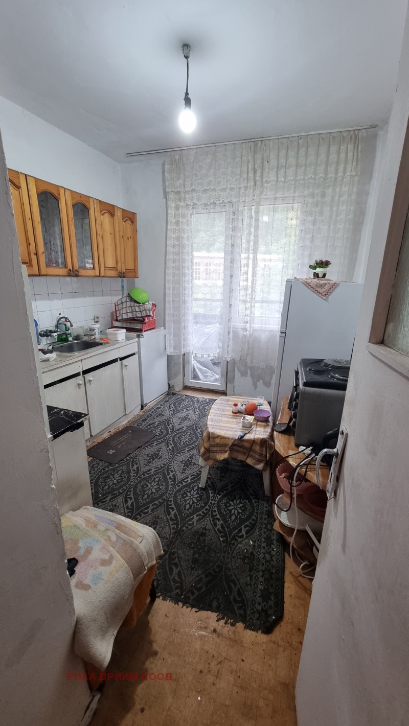 Продава 3-СТАЕН, гр. Рудозем, област Смолян, снимка 8 - Апартаменти - 52244083