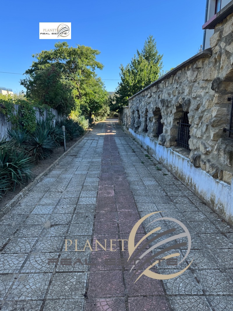 Продава КЪЩА, гр. Варна, м-т Долна Трака