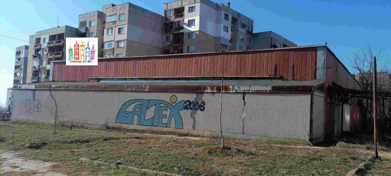 Продава ПРОМ. ПОМЕЩЕНИЕ, гр. Радомир, област Перник, снимка 6 - Производствени сгради - 53462830