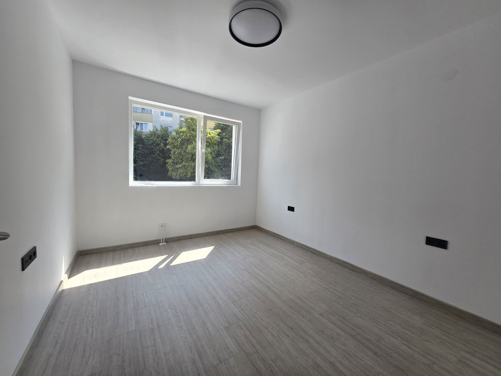 Продава 3-СТАЕН, гр. София, Обеля 2, снимка 12 - Апартаменти - 55587124