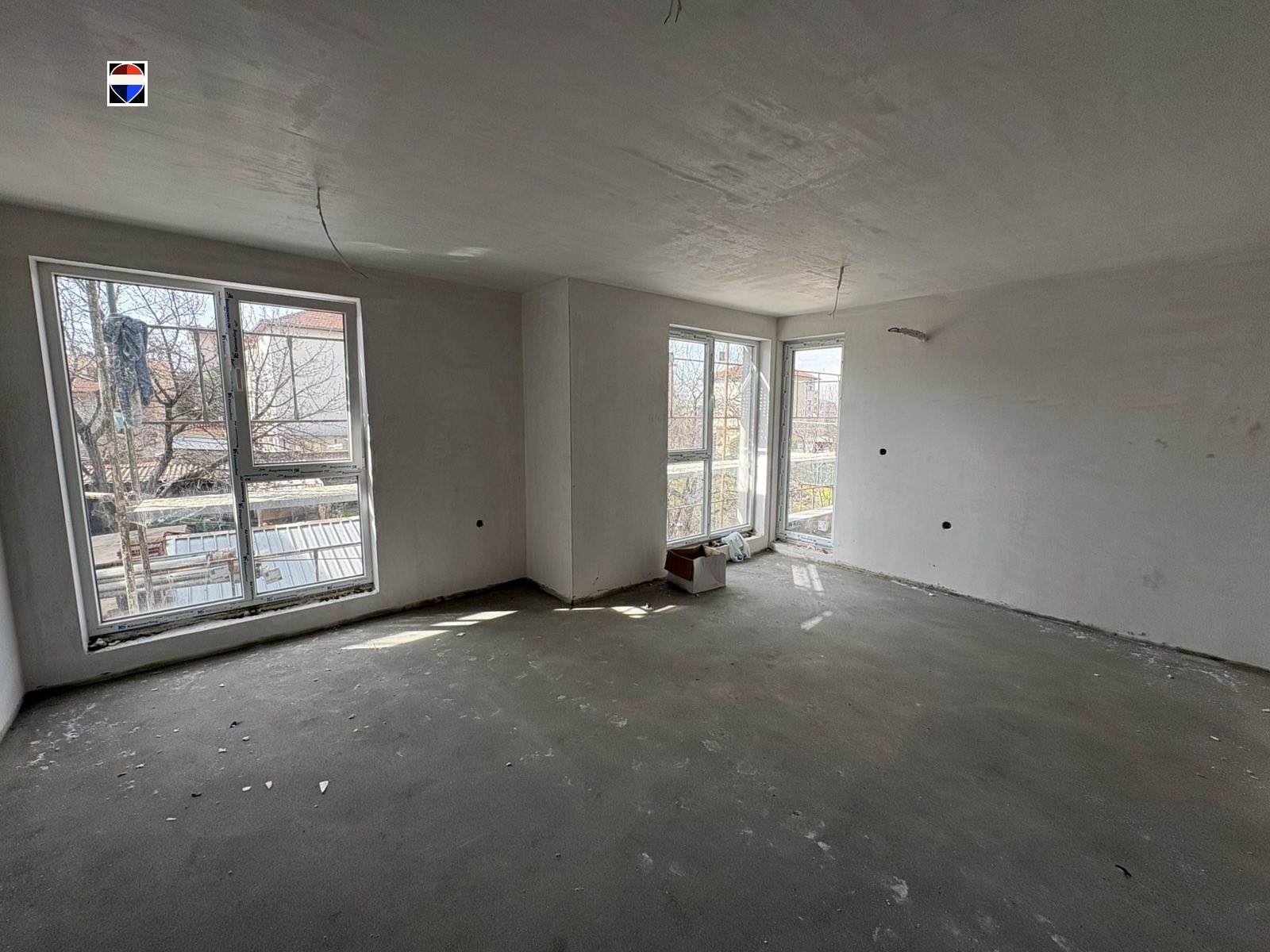 Продава 4-СТАЕН, гр. Пловдив, Коматево, снимка 2 - Апартаменти - 53705753