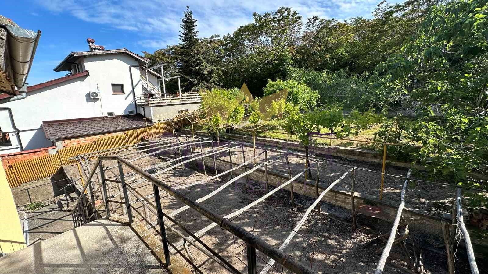 Продава КЪЩА, гр. Балчик, област Добрич, снимка 12 - Къщи - 53825420