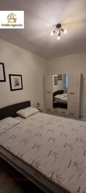 1 dormitorio Tri chuchura - tsentar, Stara Zagora 11