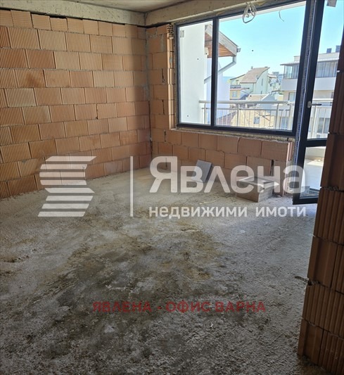 Продава 3-СТАЕН, гр. Варна, Колхозен пазар, снимка 2 - Aпартаменти - 48578480