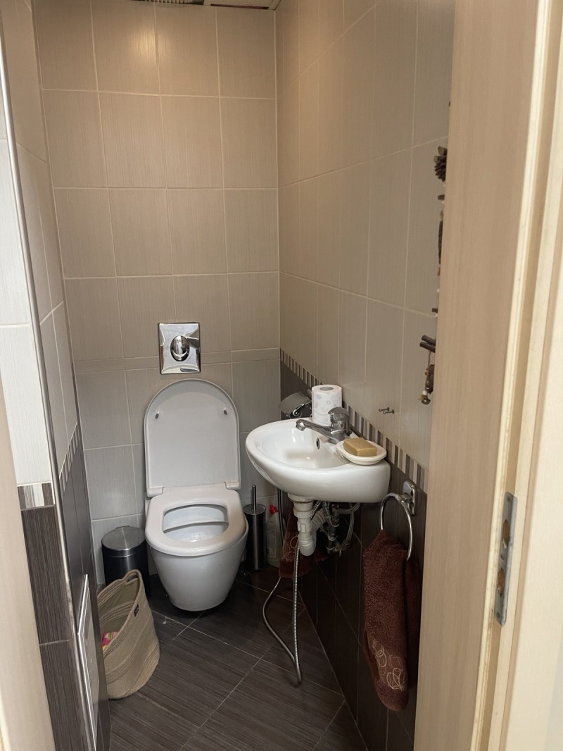 Te koop  3+ slaapkamer Pleven , Idealen tsentar , 130 m² | 14387650 - afbeelding [13]