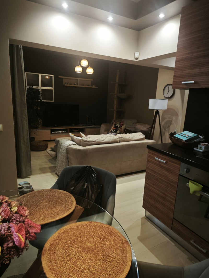 Te koop  3+ slaapkamer Pleven , Idealen tsentar , 130 m² | 14387650 - afbeelding [9]