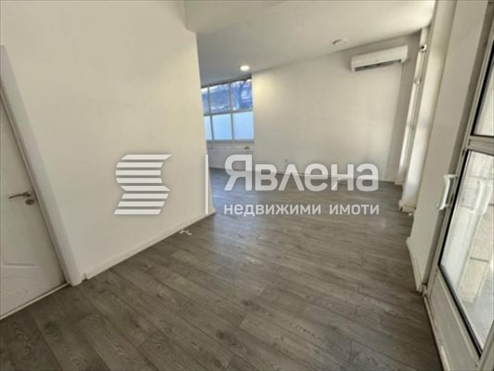 Продава ОФИС, гр. Пловдив, Център, снимка 3 - Офиси - 55828741
