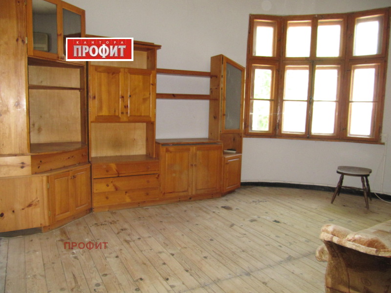 For Sale  House Floor Plovdiv , Tsentar , 103 sq.m | 92065638
