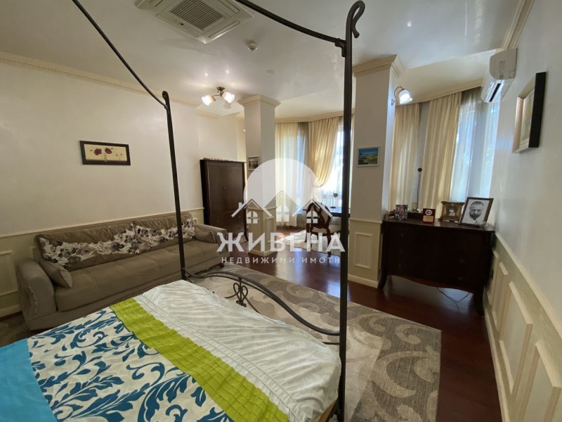 For Sale  House Varna , k.k. Sv.Sv. Konstantin i Elena , 753 sq.m | 73180009 - image [8]