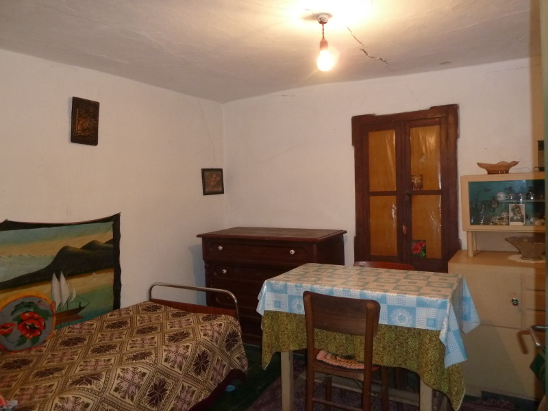 Продава КЪЩА, с. Лазарово, област Плевен, снимка 13 - Къщи - 52191247