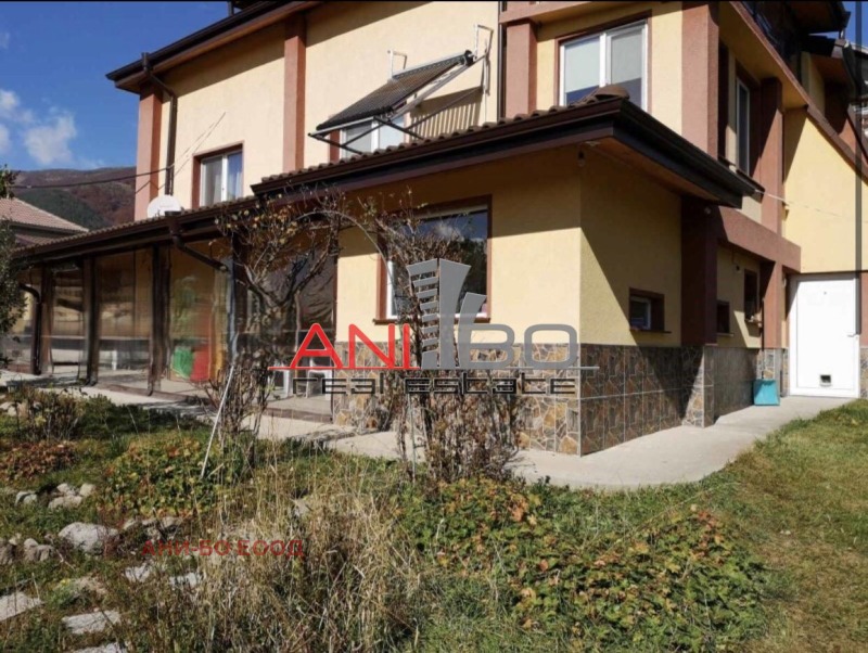 Продава  Къща област София , с. Антон , 300 кв.м | 87613234 - изображение [9]