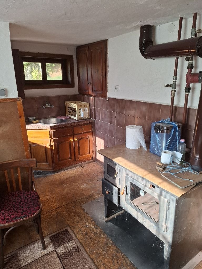 Продава КЪЩА, с. Светля, област Перник, снимка 4 - Къщи - 53280752