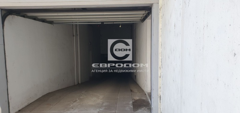 Продава ГАРАЖ, ПАРКОМЯСТО, гр. Стара Загора, Три чучура - център, снимка 4 - Гаражи и паркоместа - 52814660