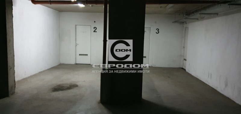 Продава ГАРАЖ, ПАРКОМЯСТО, гр. Стара Загора, Три чучура - център, снимка 7 - Гаражи и паркоместа - 52814660