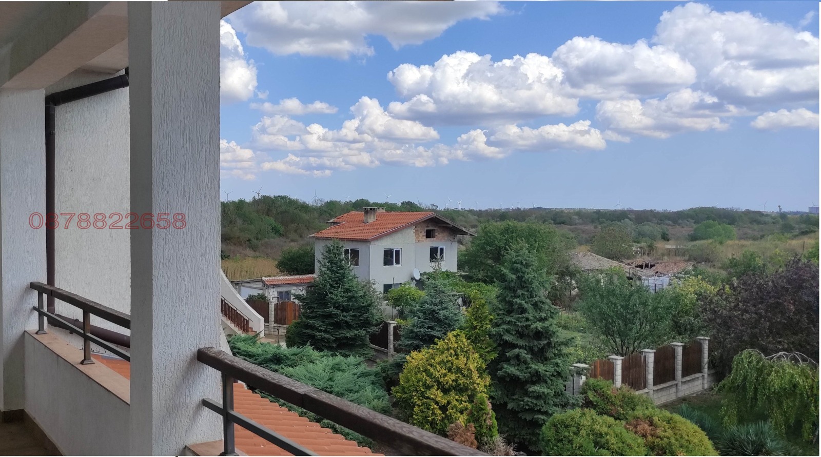 Продава 2-СТАЕН, с. Божурец, област Добрич