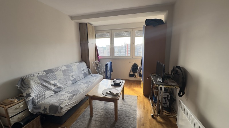 À venda  Estúdio Sofia , Strelbichtche , 31 m² | 72509721 - imagem [2]