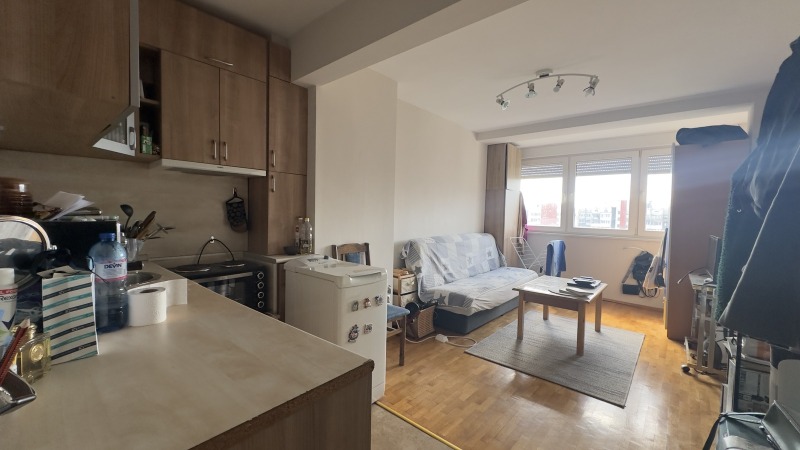 À venda  Estúdio Sofia , Strelbichtche , 31 m² | 72509721