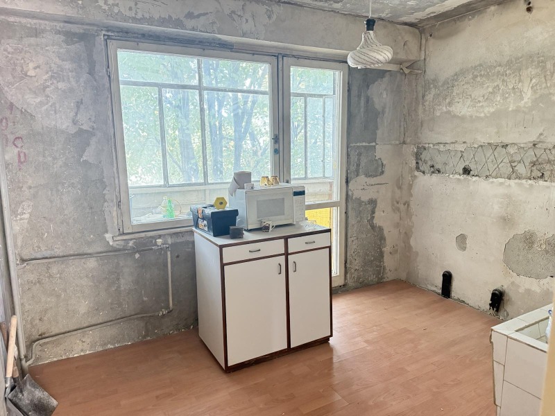 Продава  3-стаен град Русе , Родина 2 , 78 кв.м | 31219856 - изображение [3]