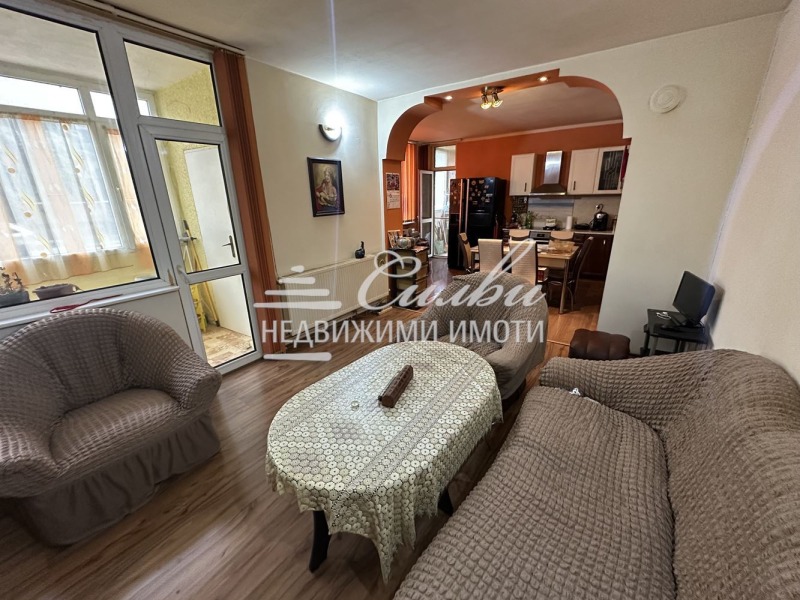 Продава 4-СТАЕН, гр. Търговище, Вароша, снимка 8 - Апартаменти - 53253862