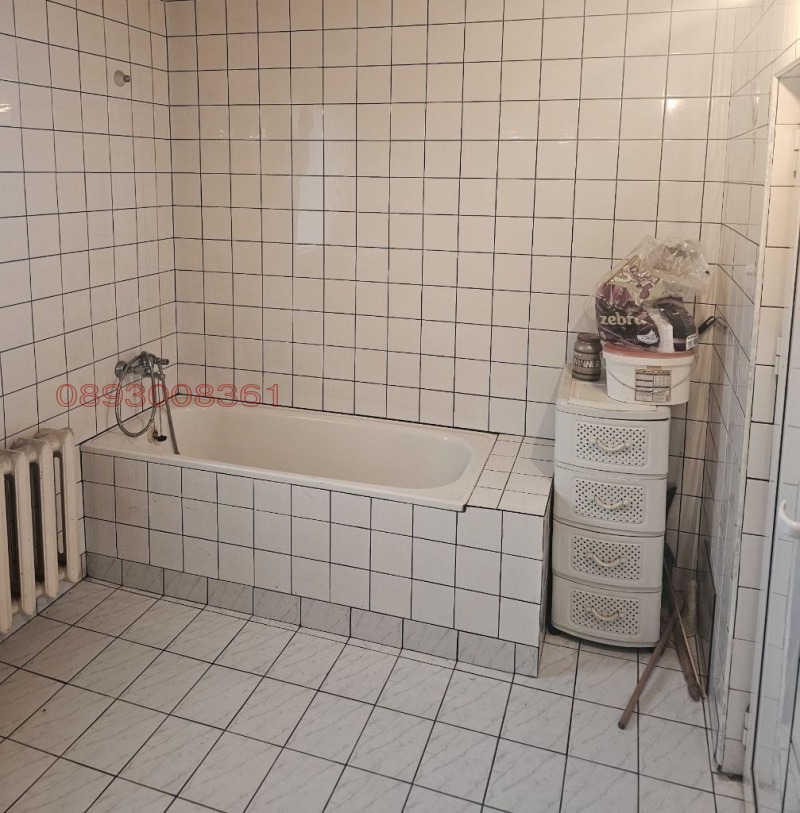 Продава  3-стаен град София , Горубляне , 180 кв.м | 77531244 - изображение [3]