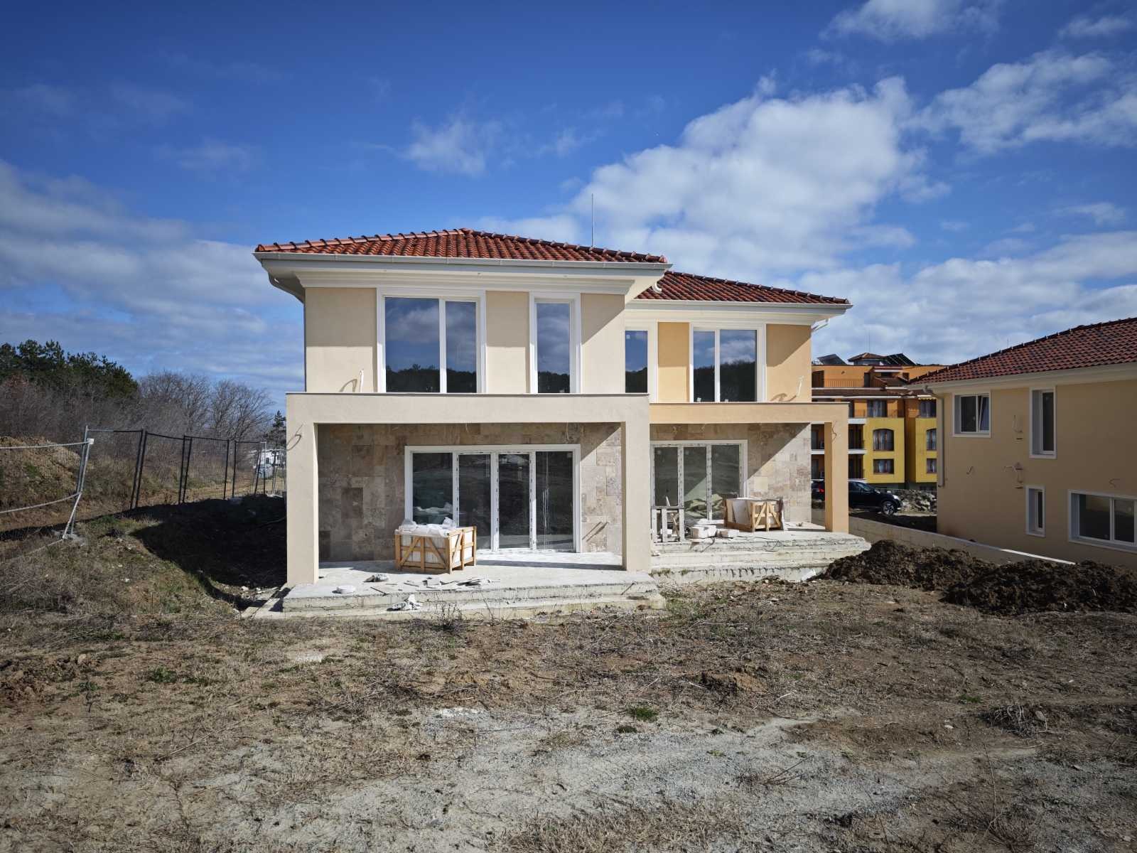 Продава КЪЩА, гр. Созопол, област Бургас, снимка 2 - Къщи - 46216051