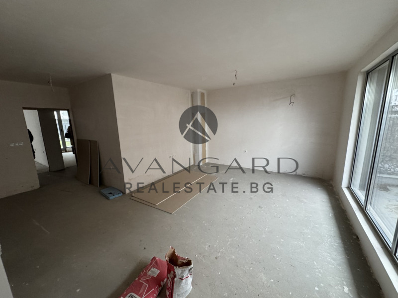 Продава 3-СТАЕН в град Пловдив, Христо Смирненски - 204 кв.м / 292 128 € » 571 352.71 лв., АВАНГАРД РИЪЛ ЕСТЕЙТ